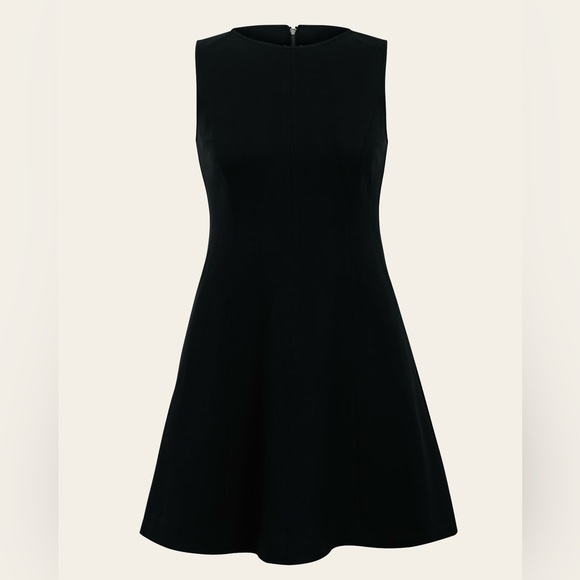 SPANX Perfect Fit & Flare Dress 🖤 - Picture 2 of 12